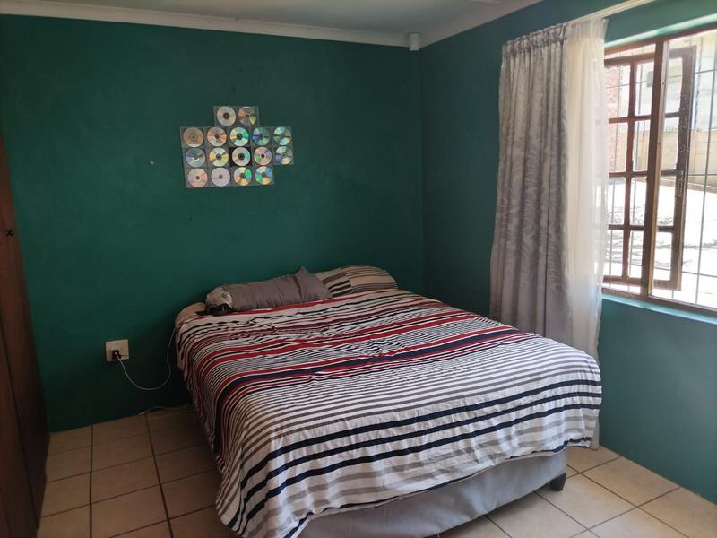 5 Bedroom Property for Sale in Amalinda Eastern Cape